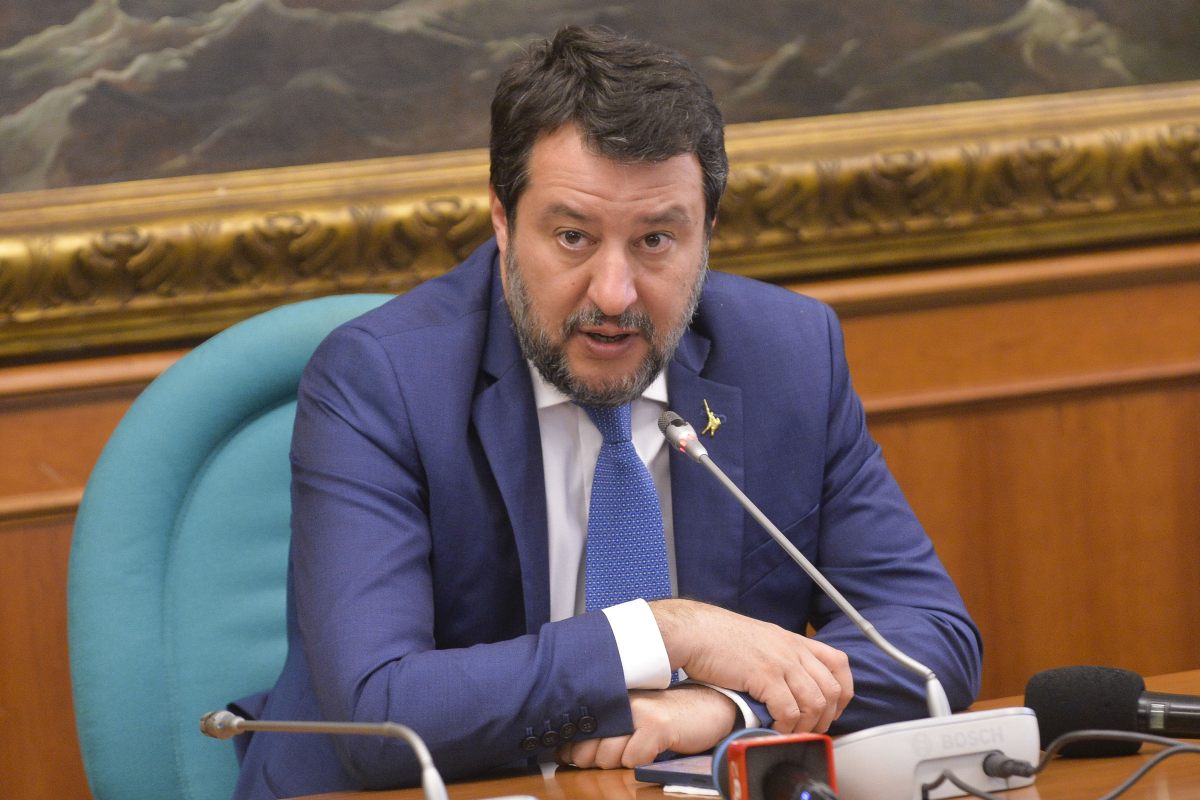 Open Arms, Salvini “Il 20 dicembre la sentenza, non ho paura” Open Arms, Salvini “Il 20 dicembre la sentenza, non ho paura”