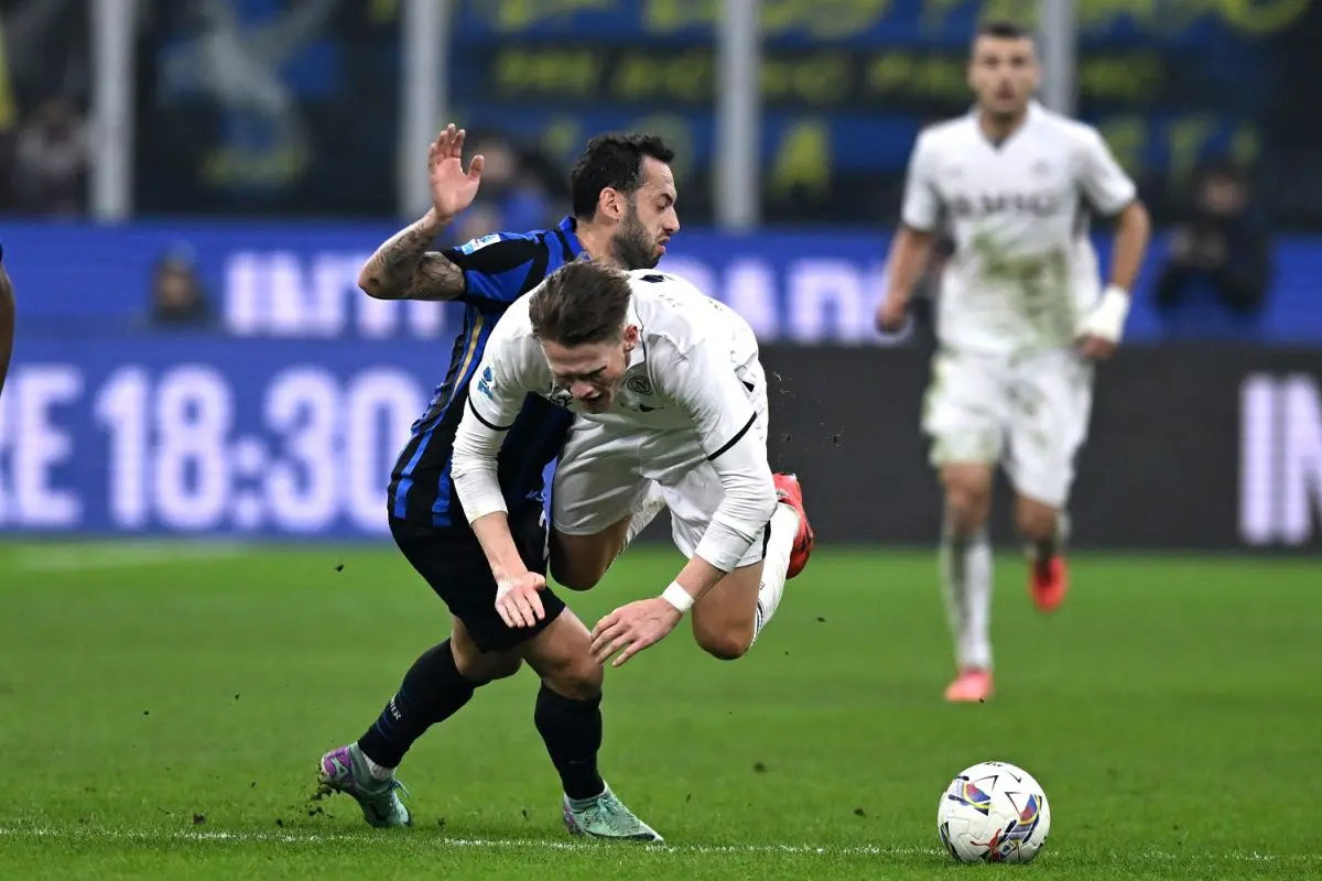 Inter-Napoli 1-1, Calhanoglu risponde a McTominay Inter-Napoli 1-1, Calhanoglu risponde a McTominay
