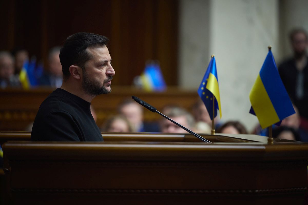 Zelensky “Tregua possibile con l’Ucraina sotto l’ombrello della Nato” Zelensky “Tregua possibile con l’Ucraina sotto l’ombrello della Nato”