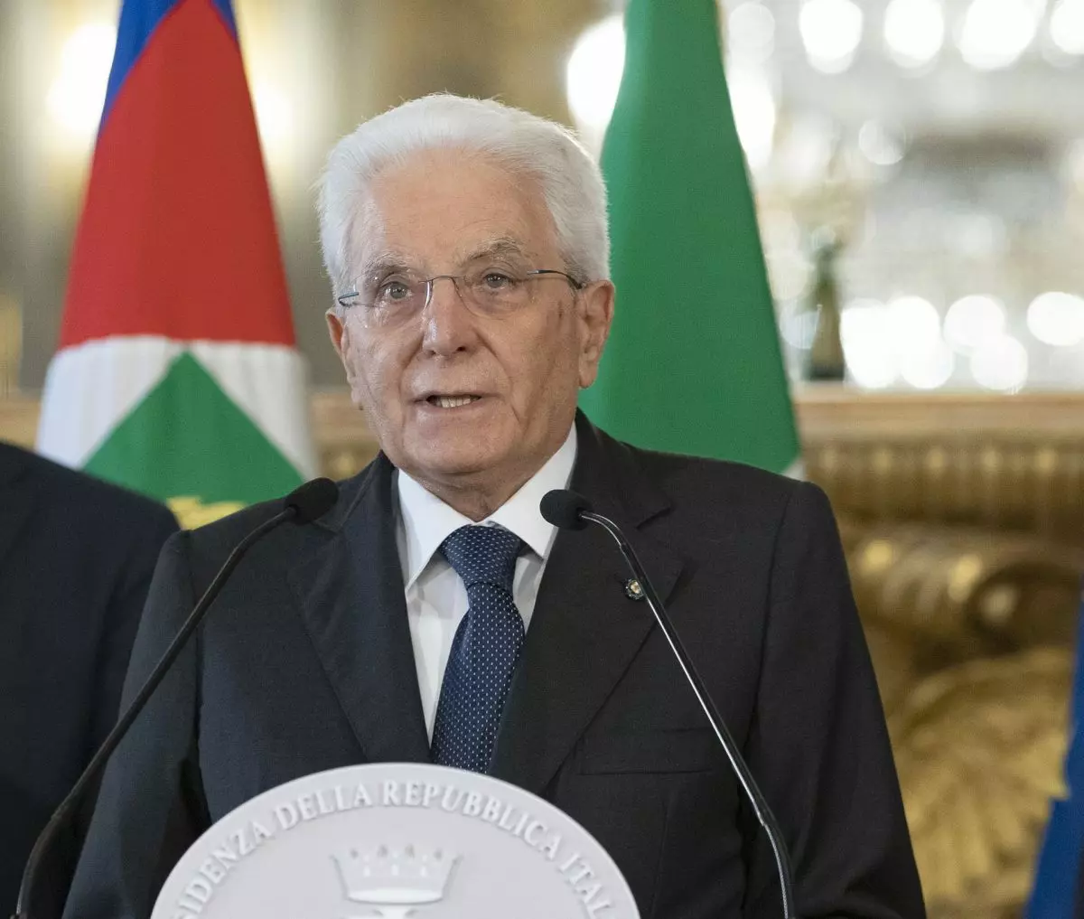 Infrastrutture, Mattarella promulga con rilievi legge per vittime crolli Infrastrutture, Mattarella promulga con rilievi legge per vittime crolli