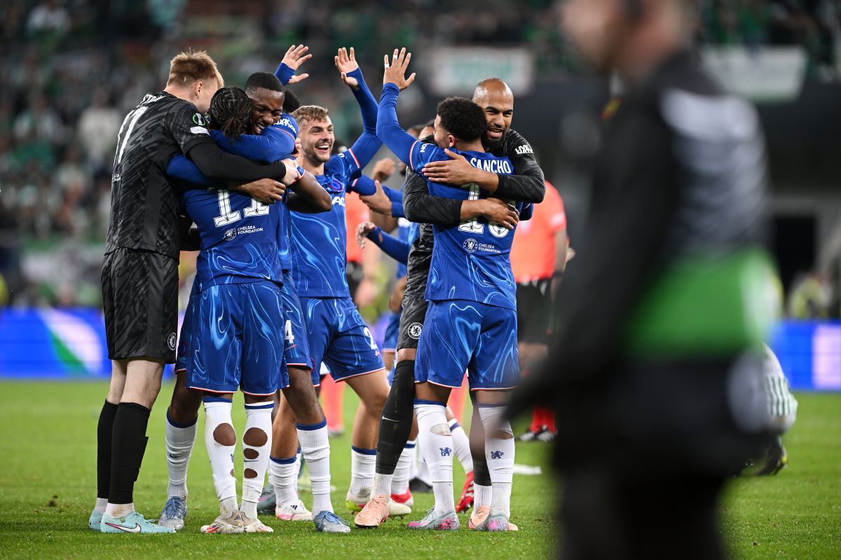 Il Chelsea rimonta, travolge il Betis e vince la Conference Il Chelsea rimonta, travolge il Betis e vince la Conference