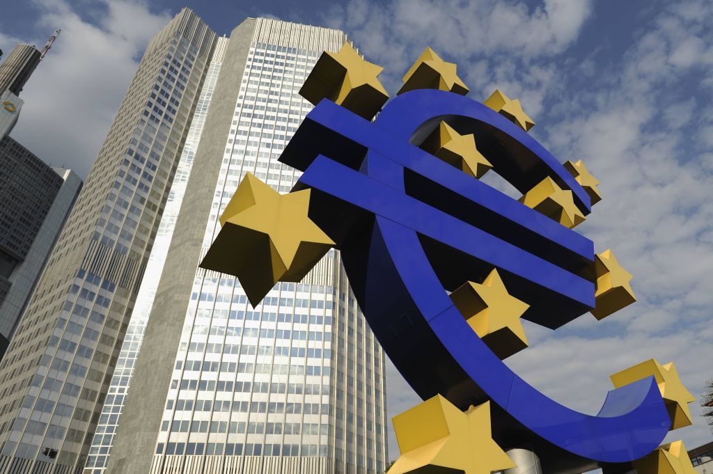 La BCE taglia di nuovo i tassi, il mutuo variabile torna conveniente La BCE taglia di nuovo i tassi, il mutuo variabile torna conveniente