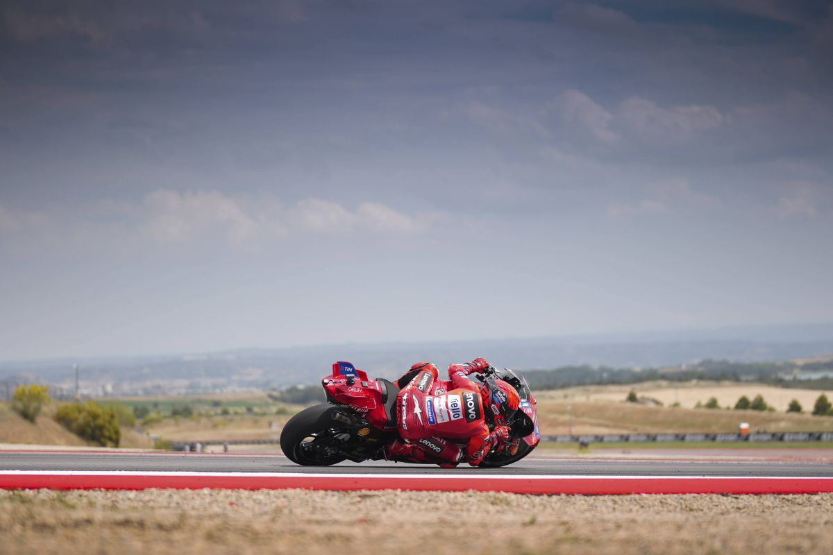Marc Marquez vince Sprint di Aragon davanti al fratello, Bagnaia 12° Marc Marquez vince Sprint di Aragon davanti al fratello, Bagnaia 12°