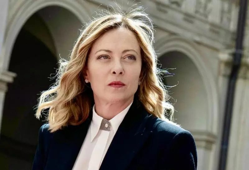 Meloni “Se remiamo tutti nella stessa direzione, l’Italia è più coesa e forte” Meloni “Se remiamo tutti nella stessa direzione, l’Italia è più coesa e forte”