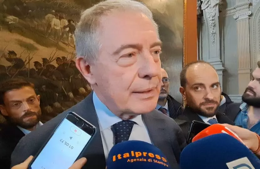 Urso “‘Nave Italià sicura e stabile, ha una guida sicura” Urso “‘Nave Italià sicura e stabile, ha una guida sicura”