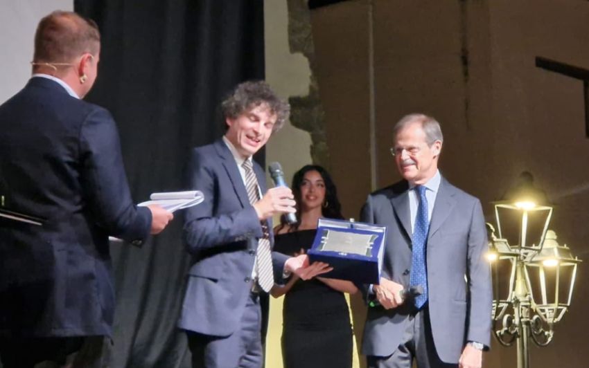 Premio Ischia, consegnati i riconoscimenti tra attualità e spettacolo Premio Ischia, consegnati i riconoscimenti tra attualità e spettacolo