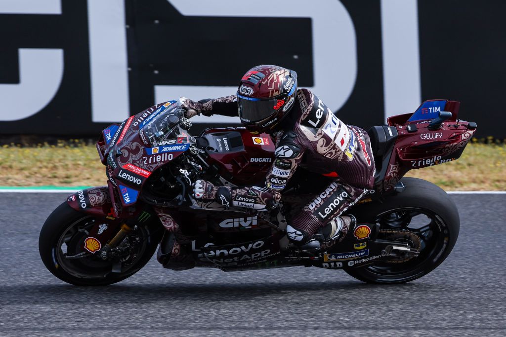 Marc Marquez vince anche al Mugello, Bagnaia fuori dal podio Marc Marquez vince anche al Mugello, Bagnaia fuori dal podio