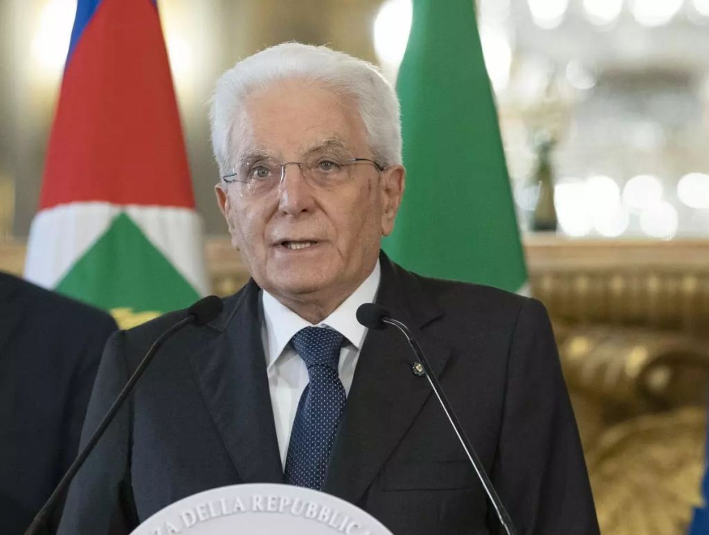 Ustica, Mattarella “Tragedia tra le più oscure e laceranti del Paese” Ustica, Mattarella “Tragedia tra le più oscure e laceranti del Paese”