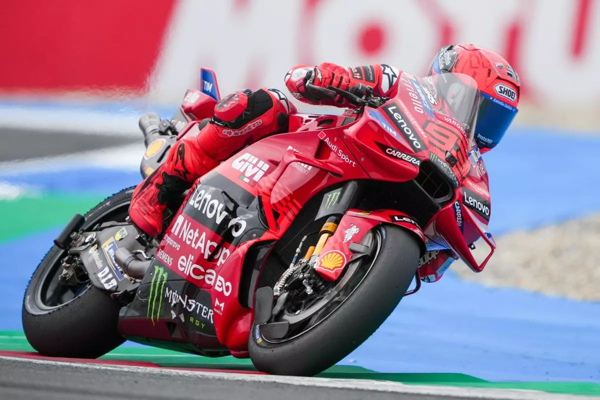 Marc Marquez vince anche la sprint di Assen, Bezzecchi sul podio Marc Marquez vince anche la sprint di Assen, Bezzecchi sul podio
