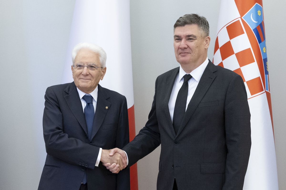 Ue, Mattarella “Rapporti commerciali aperti veicolo di pace” Ue, Mattarella “Rapporti commerciali aperti veicolo di pace”
