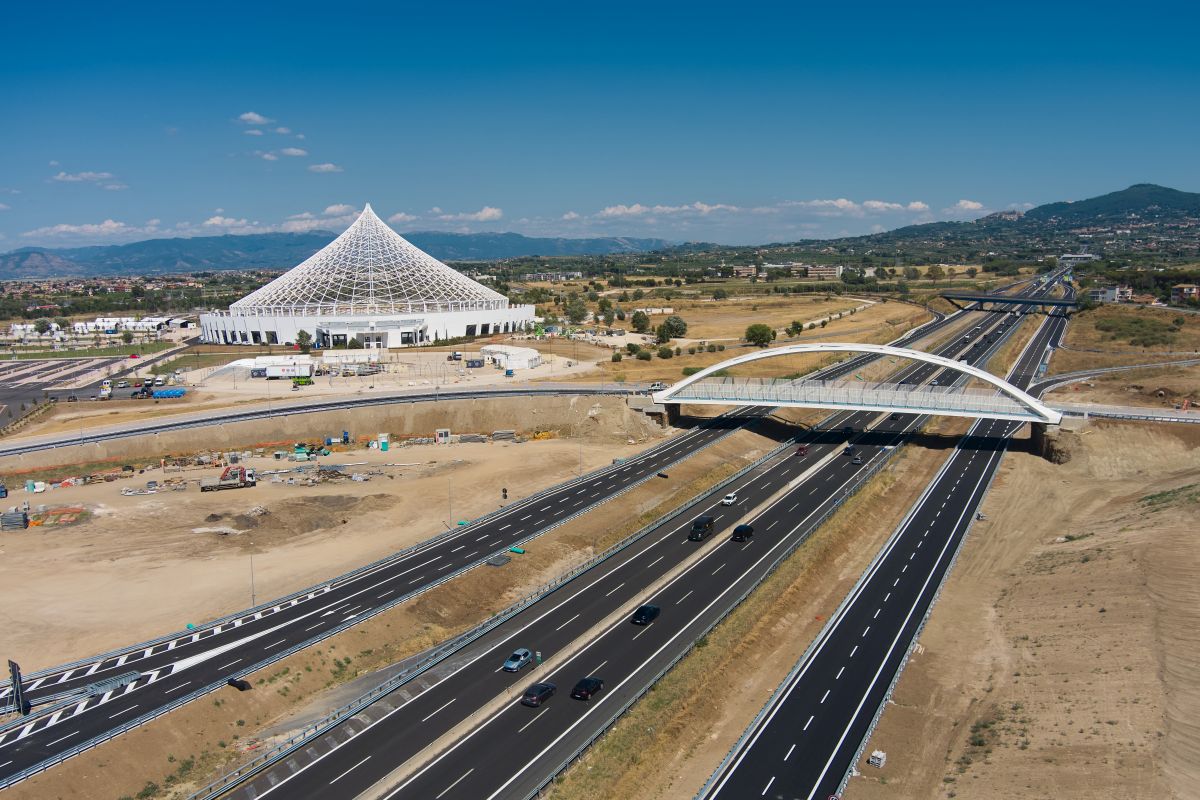 Roma, Anas apre al traffico il ponte che collega l’A1 e Tor Vergata Roma, Anas apre al traffico il ponte che collega l’A1 e Tor Vergata