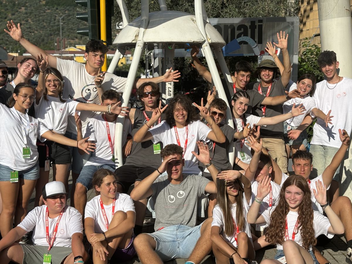 Radioimmaginaria racconta l’estate degli adolescenti al Giffoni Radioimmaginaria racconta l’estate degli adolescenti al Giffoni
