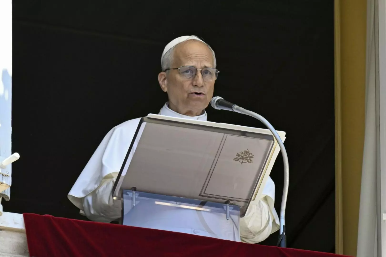 Papa Leone “Esorto a negoziare un futuro di pace per tutti i popoli” Papa Leone “Esorto a negoziare un futuro di pace per tutti i popoli”