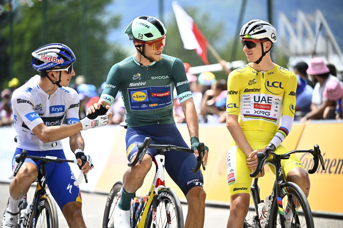 Al Tour 4° trionfo di Pogacar, festa per Milan e Van Aert Al Tour 4° trionfo di Pogacar, festa per Milan e Van Aert