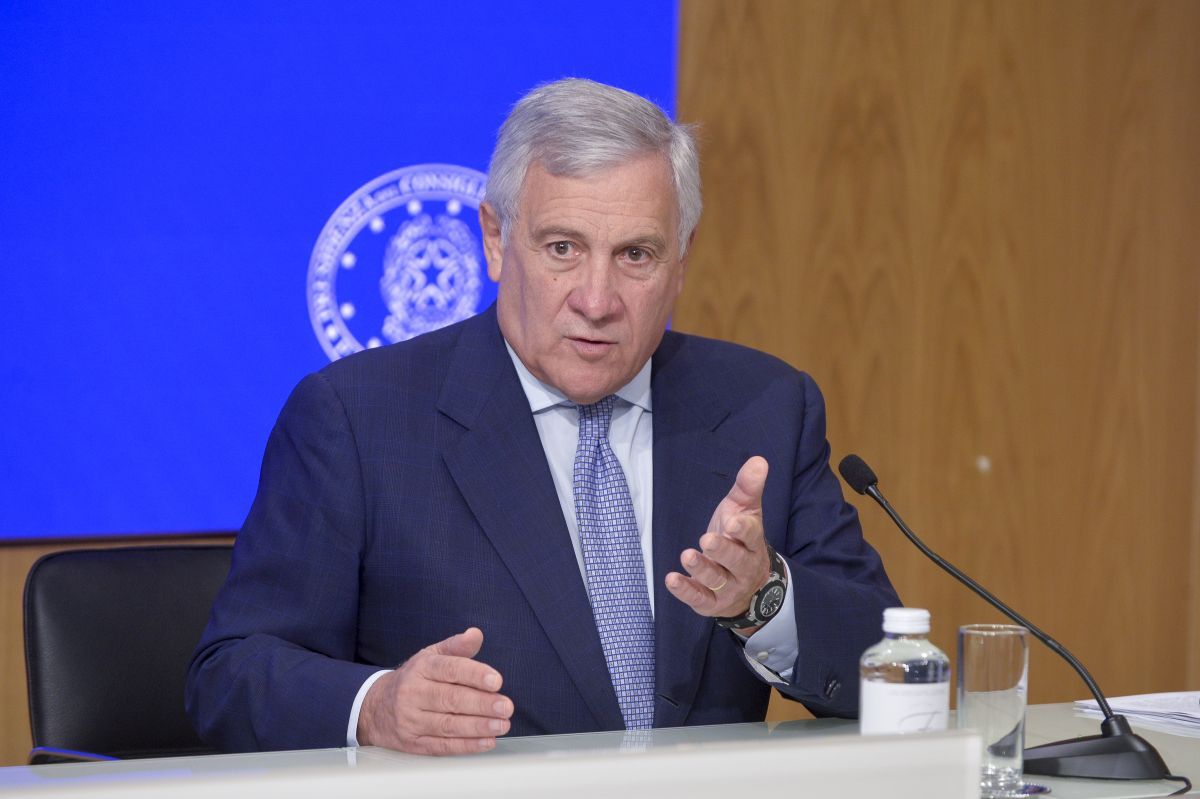 Tajani “Corte Ue sui migranti? Cosa da giacobini” Tajani “Corte Ue sui migranti? Cosa da giacobini”