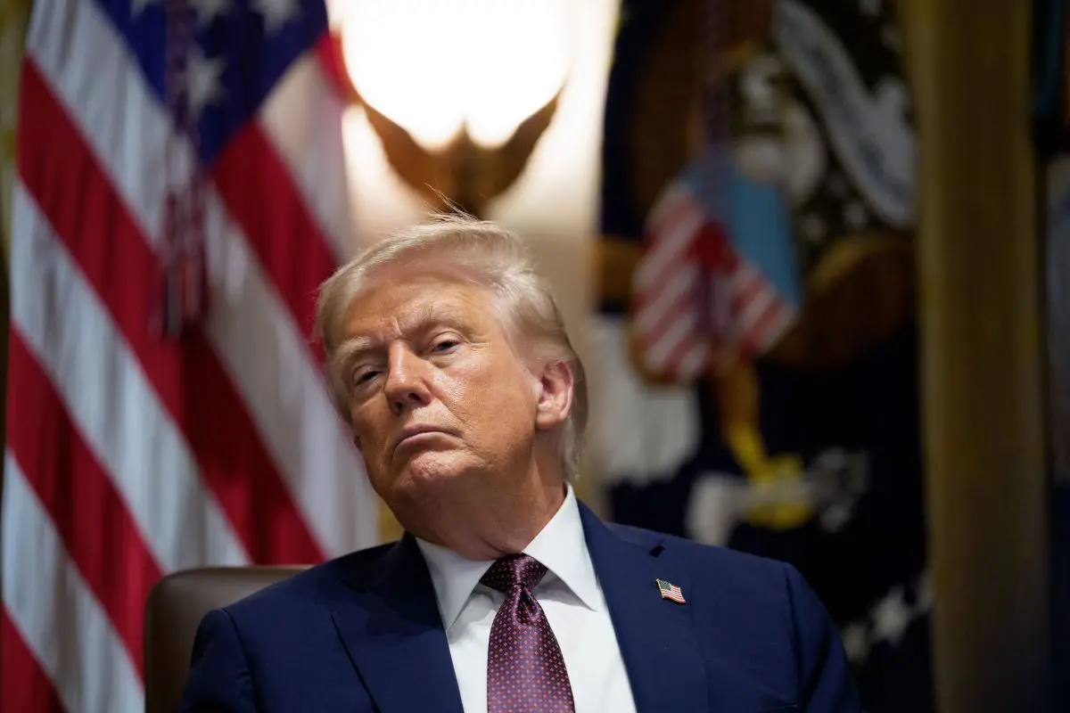 Ue, maxi multa da 3 miliardi a Google per distorta concorrenza. Trump non ci sta “Non permetterò che queste azioni discriminatorie continuino” Ue, maxi multa da 3 miliardi a Google per distorta concorrenza. Trump non ci sta “Non permetterò che queste azioni discriminatorie continuino”