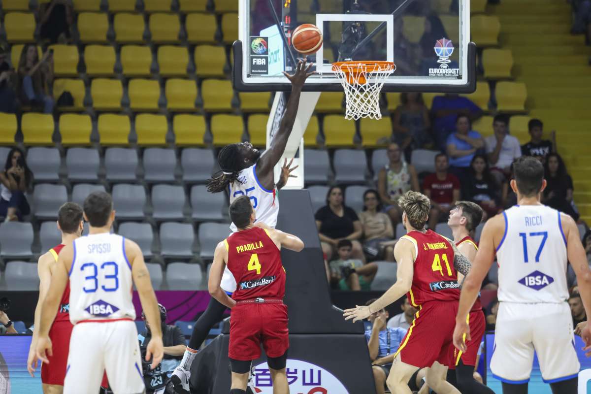 Terza vittoria dell’Italbasket agli Europei, Spagna piegata 67-63 Terza vittoria dell’Italbasket agli Europei, Spagna piegata 67-63