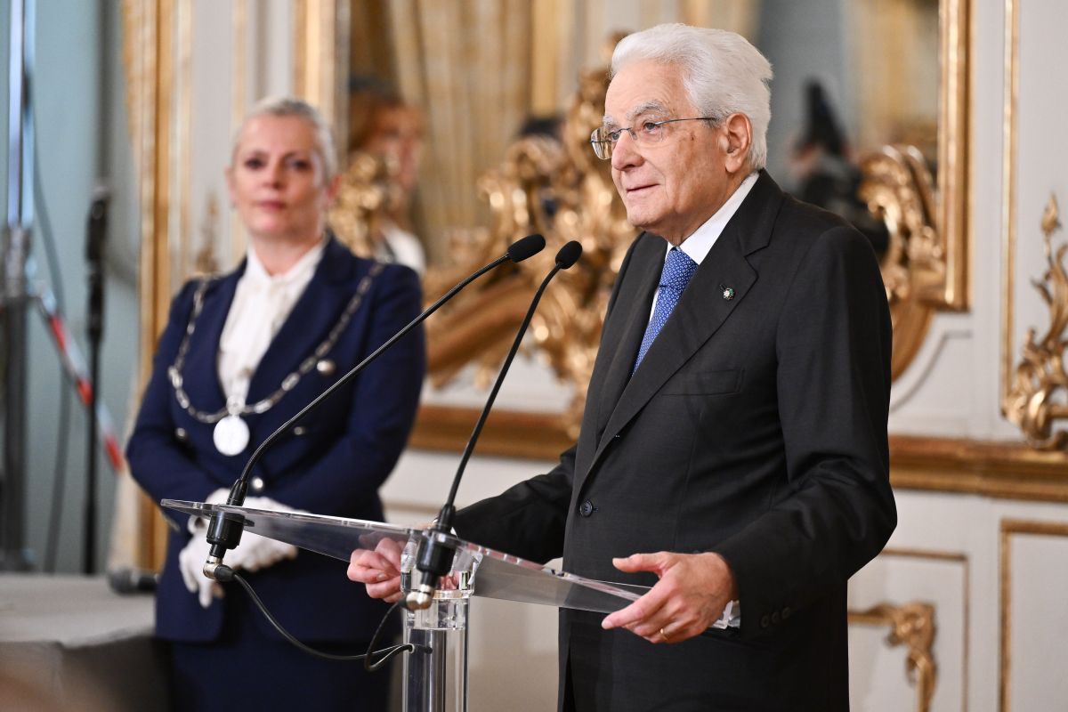 Mattarella ricorda Dalla Chiesa “Contro mafia fronte comune legalità” Mattarella ricorda Dalla Chiesa “Contro mafia fronte comune legalità”