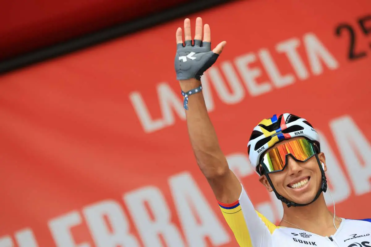 Bernal vince 16^ tappa della Vuelta, neutralizzazione ai -8 Km Bernal vince 16^ tappa della Vuelta, neutralizzazione ai -8 Km