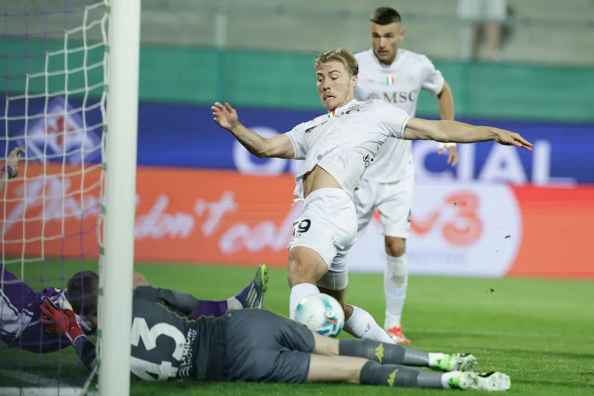 Il Napoli passa al “Franchi”, Fiorentina battuta 3-1 Il Napoli passa al “Franchi”, Fiorentina battuta 3-1