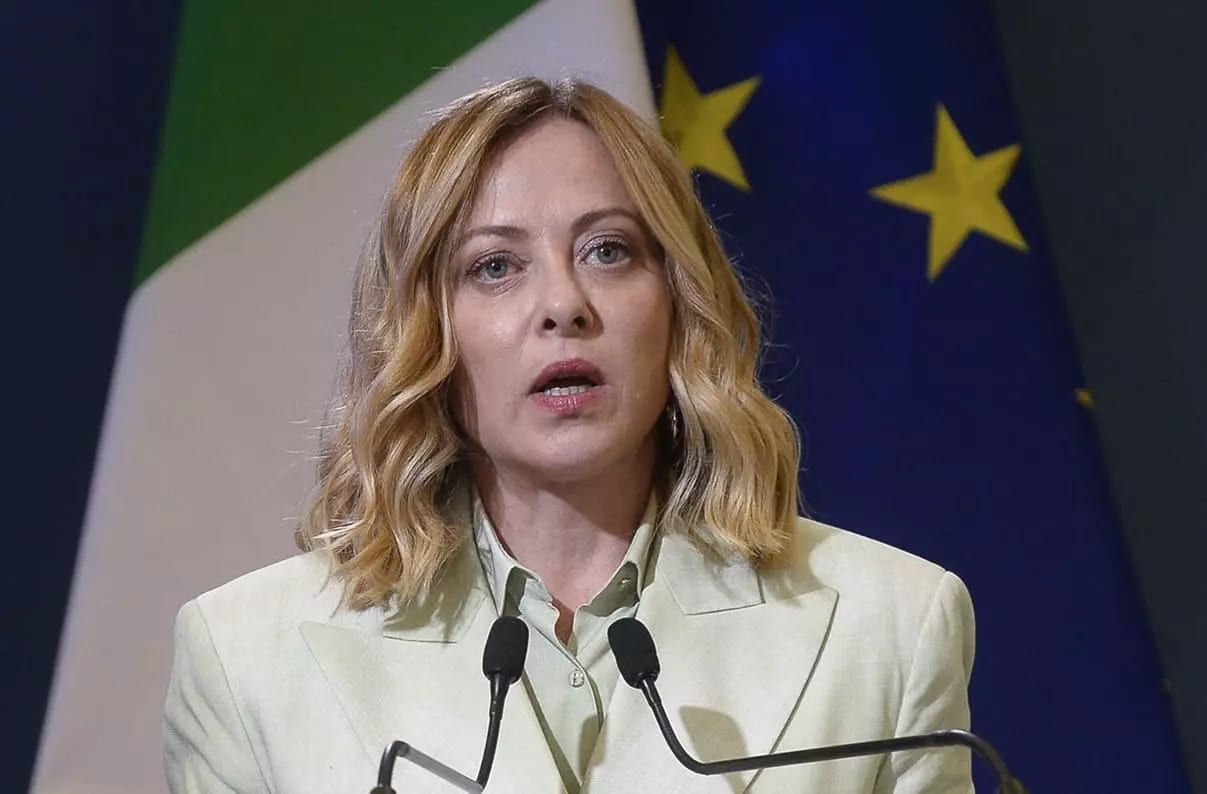Meloni a giovani FdI “Minacce si moltiplicano, ma non abbiamo paura” Meloni a giovani FdI “Minacce si moltiplicano, ma non abbiamo paura”