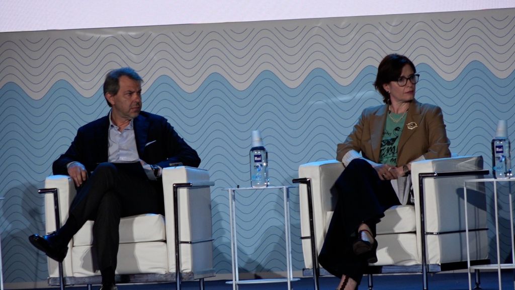 Tim, progetti nelle scuole e campagna social contro la disinformazione Tim, progetti nelle scuole e campagna social contro la disinformazione
