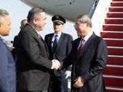 Cina: premier Li in Malesia per incontri leader su cooperazione Asia orientale