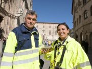 A Perugia il nuovo volto dei portalettere tra esperienza e tecnologia