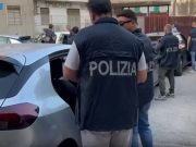 Produceva immagini pedopornografiche con IA, arrestato 52enne veneziano