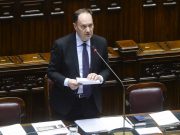 Ciriani “Con la manovra non aiutiamo i milionari, pochi margini per intervenire”