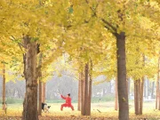 Cina: aspettativa di vita media raggiunge i 79 anni nel 2024