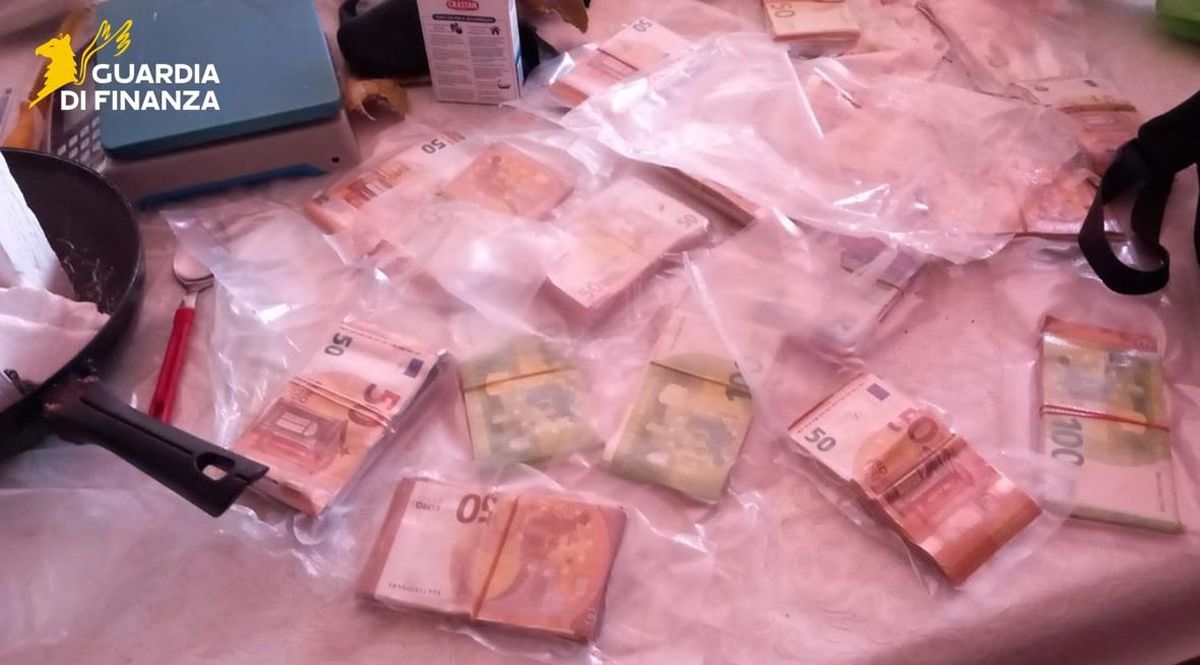Sequestrata nel Cosentino cocaina per oltre 1 milione di euro, cinque in manette