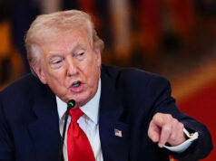 Trump “Se l’Iran non fa un accordo passerà momenti molto brutti”