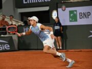Arnaldi in semifinale con Cobolli a Parigi, Berrettini costretto al ritiro