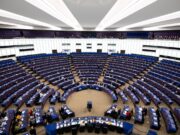 Via libera dal Parlamento Ue al Regolamento Rimpatri, Meloni “Vittoria italiana”