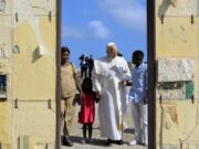 Papa Leone XIV “L’Europa affronti la crisi migratoria in modo organico”