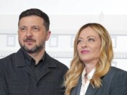 Ucraina, Meloni incontra Zelensky “Impegno al fianco di Kiev per una pace giusta”