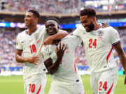 Show fra Francia e Inghilterra, la tripletta di Saka vale il terzo posto