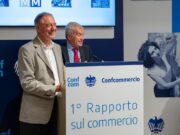 Confcom, meno negozi ma imprese più forti. Rischio desertificazione nelle città