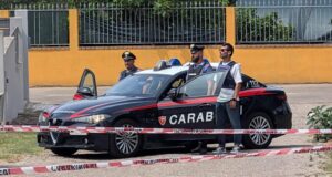 Uccide fratello e ferisce moglie nel cagliaritano, poi si costituisce