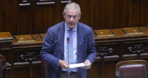 Data center, ok Cdm a strategicità per due investimenti. Urso “Italia attrattiva”