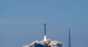 Cina, lanciati dal mare due satelliti iperspettrali nello Shandong