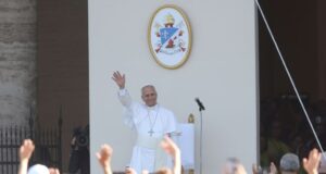 Papa ai giovani ad Assisi “Coraggio di compiere scelte è atto più rivoluzionario”