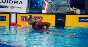 Immensa Sara Curtis, record del mondo nei 50 dorso in semifinale agli Europei