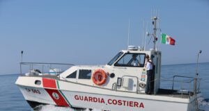 Undici cadaveri in mare segnalati al largo coste libiche