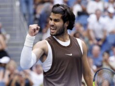 Alcaraz stende Paul ed è ai quarti agli Us Open, ok anche Sabalenka