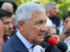 Tajani “I sovranisti di Afd sono nemici dell’Italia, noi diversi dalla Lega”