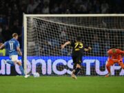 Doppietta De Bruyne e gol di Lang, al Maradona il Napoli batte 3-0 il Frosinone